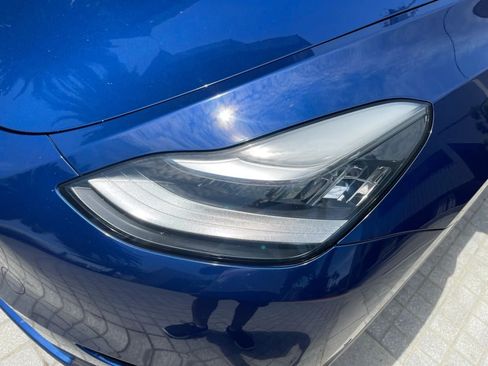Used 2023 Tesla Model Y Long Range AWD/4WD image 35
