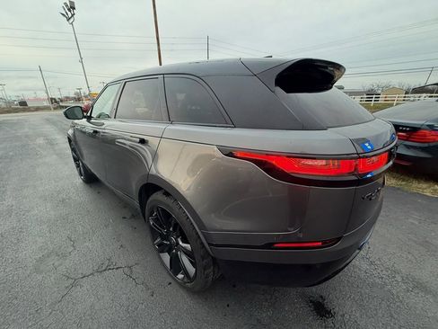 Used 2019 Land Rover Range Rover Velar S image 5