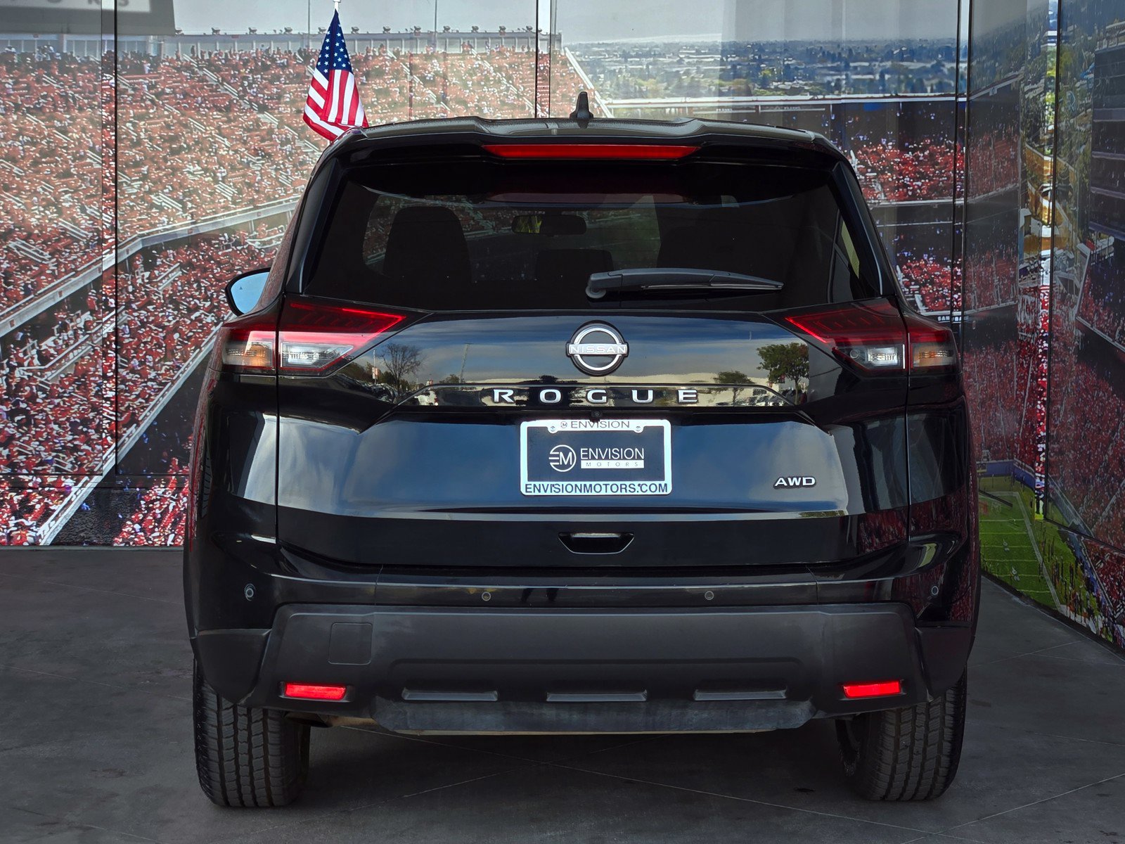 Used 2024 Nissan Rogue S AWD/4WD image 7