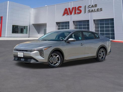 Used 2025 Kia K4 FWD image 1