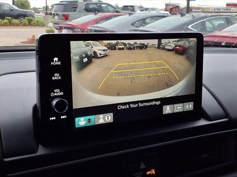 Used 2023 Honda Pilot Elite image 5