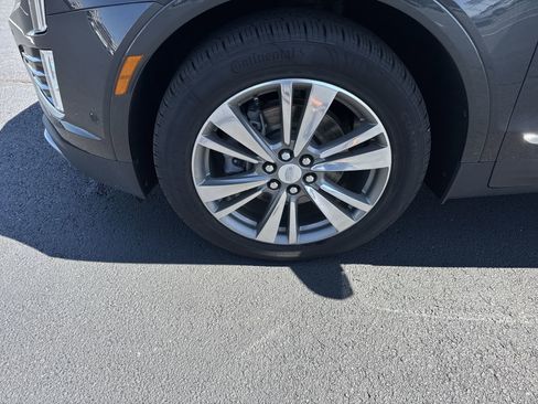 Certified 2021 Cadillac XT5 Premium Luxury AWD/4WD image 10
