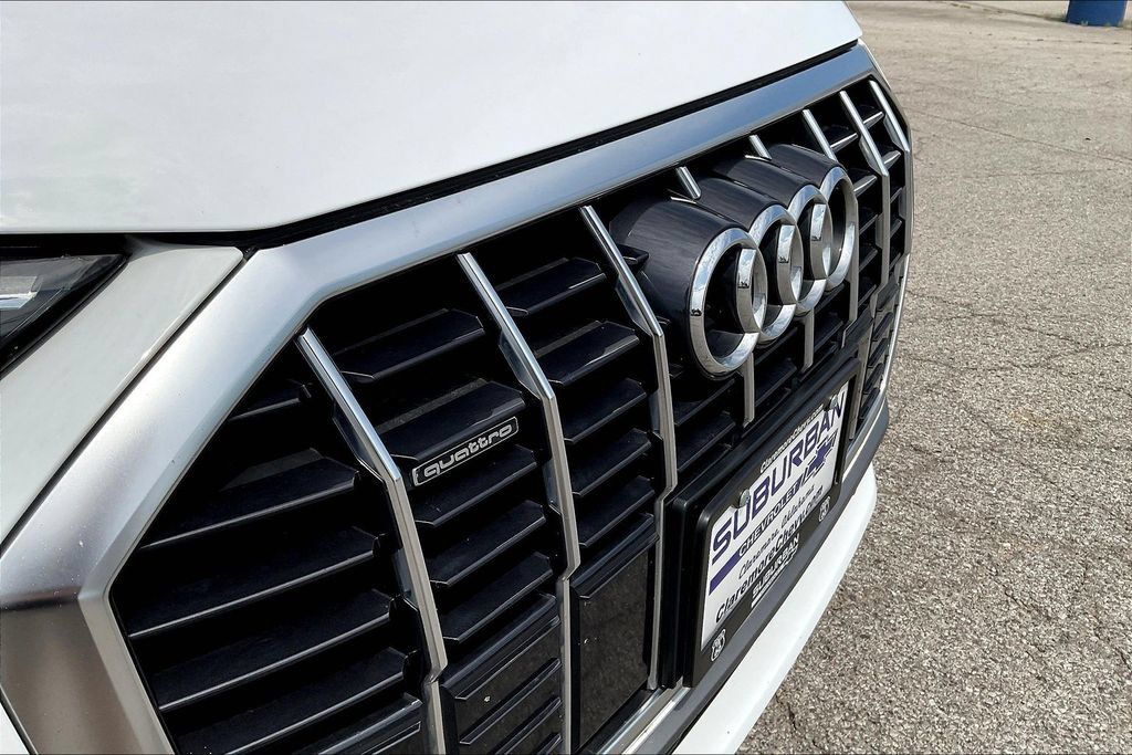 Used 2025 Audi Q3 2.0T Premium AWD/4WD image 25