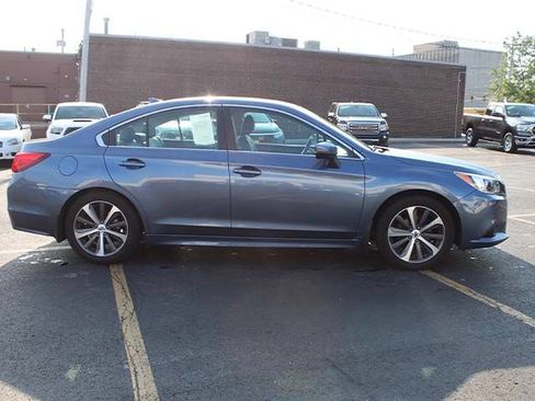 Used 2016 Subaru Legacy 2.5i Limited AWD/4WD image 5