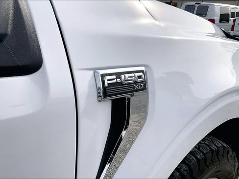 Used 2023 Ford F150 XLT w/ XTR Package image 11
