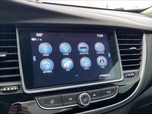 Used 2020 Buick Encore Preferred image 30