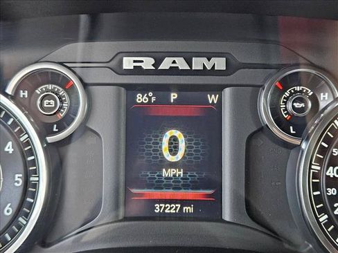 Used 2021 RAM 1500 Lone Star RWD image 9
