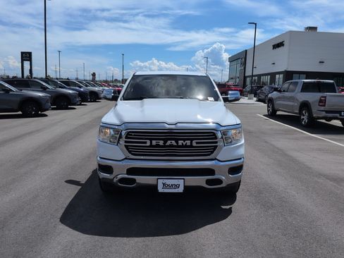 Used 2024 RAM 1500 Laramie AWD/4WD image 2
