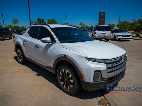 Used 2025 Hyundai Santa Cruz SEL FWD image 7