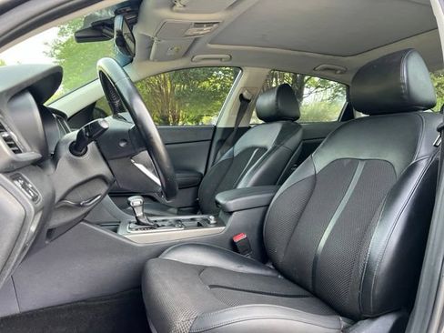 Used 2019 Kia Optima S w/ S Panoramic Sunroof Package FWD image 11