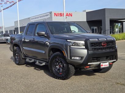 Used 2025 Nissan Frontier PRO-4X w/ Pro Premium Package