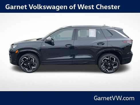 Used 2026 Volkswagen Tiguan SEL R-Line AWD/4WD image 2