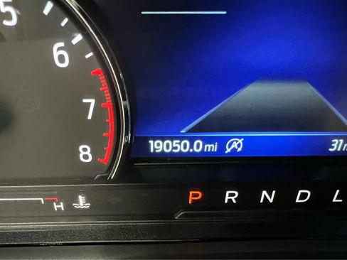 Used 2024 Ford Explorer XLT w/ Equipment Group 202A image 28