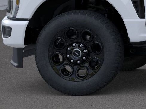 New 2025 Ford F350 XLT w/ Black Appearance Package image 19
