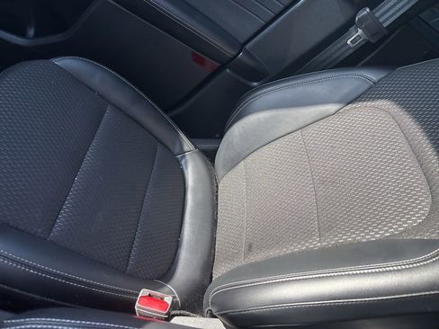 Used 2025 Ford Escape SE FWD image 25