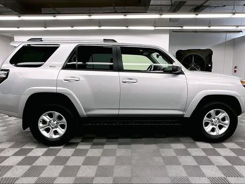 Used 2024 Toyota 4Runner SR5 AWD/4WD image 14