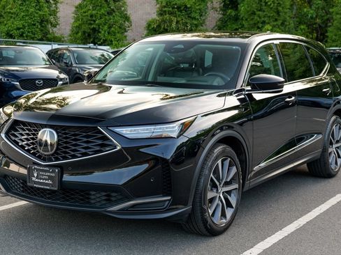 Used 2025 Acura MDX SH-AWD w/ Technology Package image 3