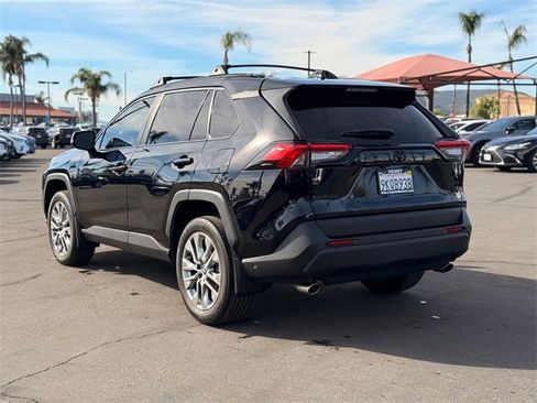 Used 2024 Toyota RAV4 XLE Premium image 8