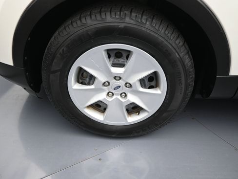 Used 2012 Ford Explorer FWD w/ Class III Trailer Tow Pkg image 10