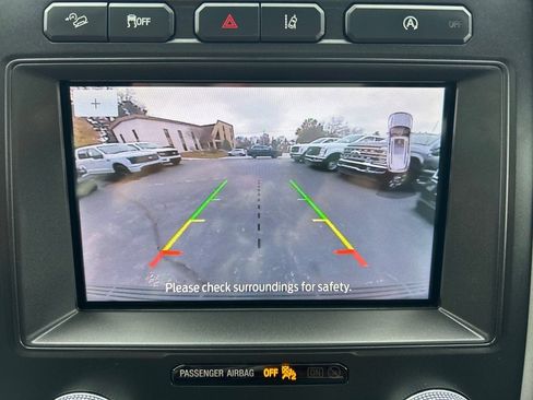 Used 2021 Ford Expedition Max XLT image 35