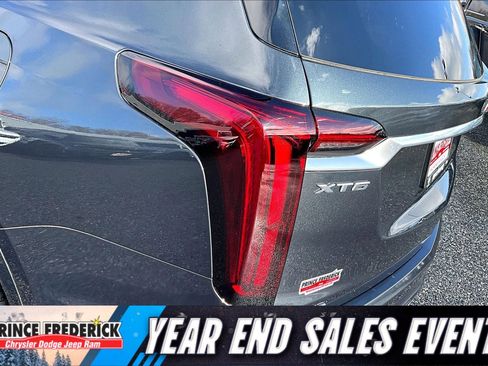 Used 2023 Cadillac XT6 Luxury image 29
