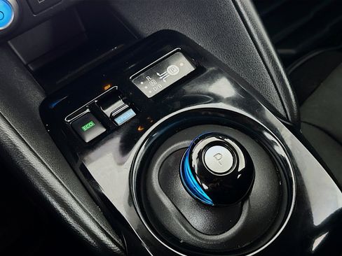 Used 2021 Nissan Leaf SV Plus image 25