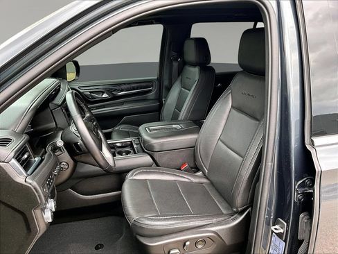 Used 2022 GMC Yukon Denali AWD/4WD image 24
