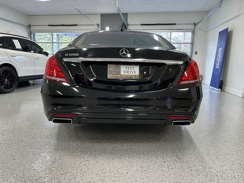 Used 2014 Mercedes-Benz S 550 Sedan image 6