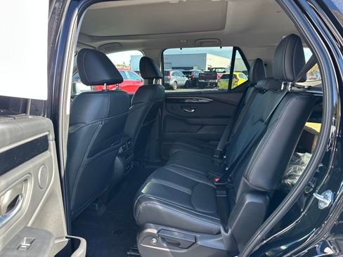 New 2025 Honda Pilot Touring image 15