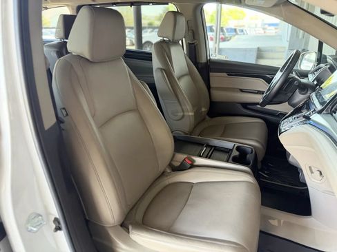 Used 2023 Honda Odyssey Touring image 20