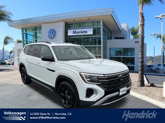 Used 2024 Volkswagen Atlas Peak Edition SE video 1