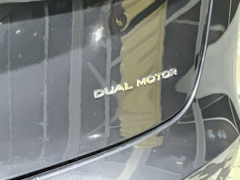 Used 2018 Tesla Model 3 Long Range image 18