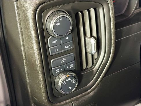 Used 2021 Chevrolet Silverado 1500 Custom AWD/4WD image 10
