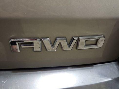 Used 2016 GMC Acadia SLT AWD/4WD image 39