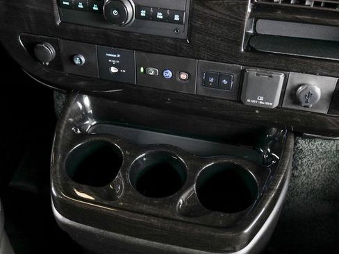 Used 2022 Chevrolet Express 2500 Extended w/ Enhanced Convenience Package RWD image 13