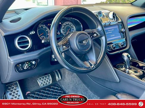Used 2018 Bentley Bentayga AWD/4WD image 9