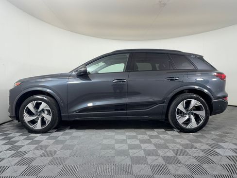 Used 2025 Audi Q6 e-tron Premium Plus w/ Premium Plus AWD/4WD image 2