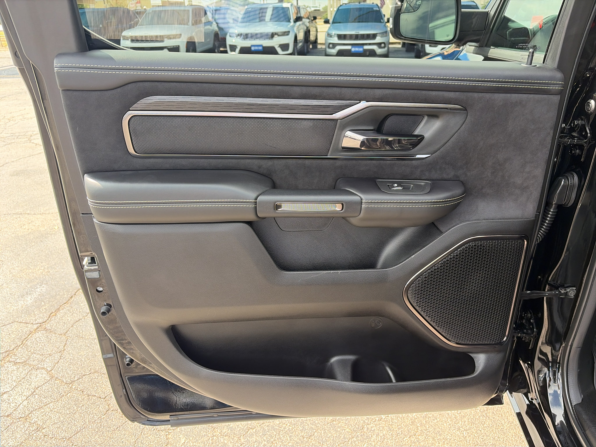Used 2026 RAM 1500 RHO AWD/4WD image 9