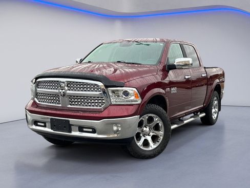 Used 2017 RAM 1500 Laramie image 2