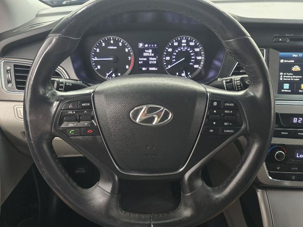 Used 2016 Hyundai Sonata Sport w/ Option Group 02 FWD image 21