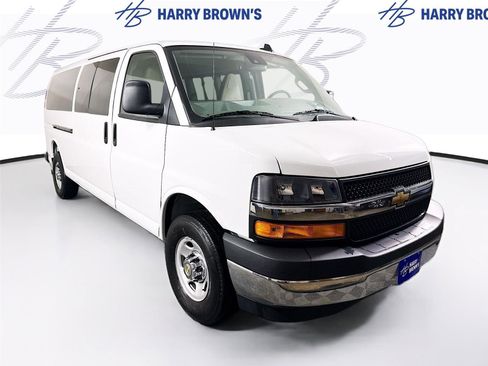 Used 2025 Chevrolet Express 3500 LT w/ LT Preferred Equipment Group RWD image 25