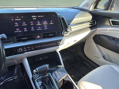 Used 2024 Kia Sportage EX image 24