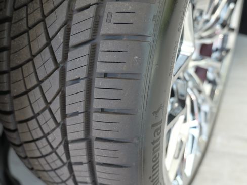 Used 2018 Mercedes-Benz SL 550 image 55