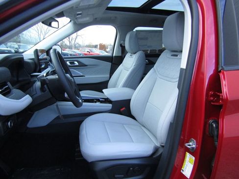 New 2025 Ford Explorer Platinum w/ LUX Leather Package image 10