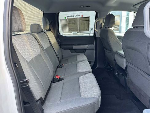 Used 2022 Ford F150 XLT w/ Trailer Tow Package image 12