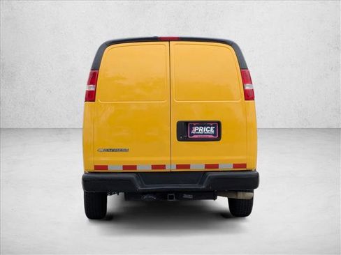 Used 2020 Chevrolet Express 2500 w/ Communications Package image 7