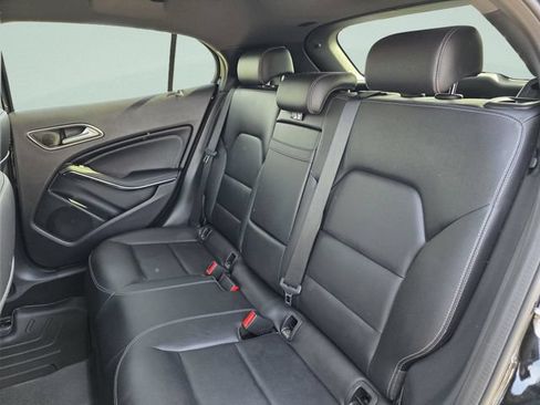 Used 2020 Mercedes-Benz GLA 250 image 20