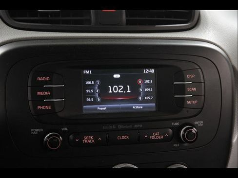 Used 2016 Kia Soul w/ Option Group 020 FWD image 10