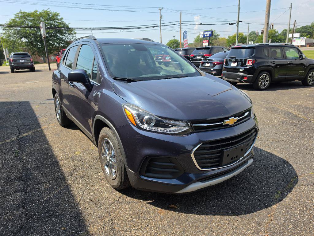 Used 2018 Chevrolet Trax LT w/ LT Convenience Package FWD image 7