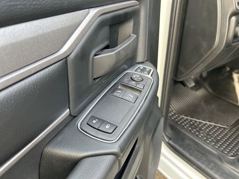 New 2024 RAM 2500 Tradesman image 31